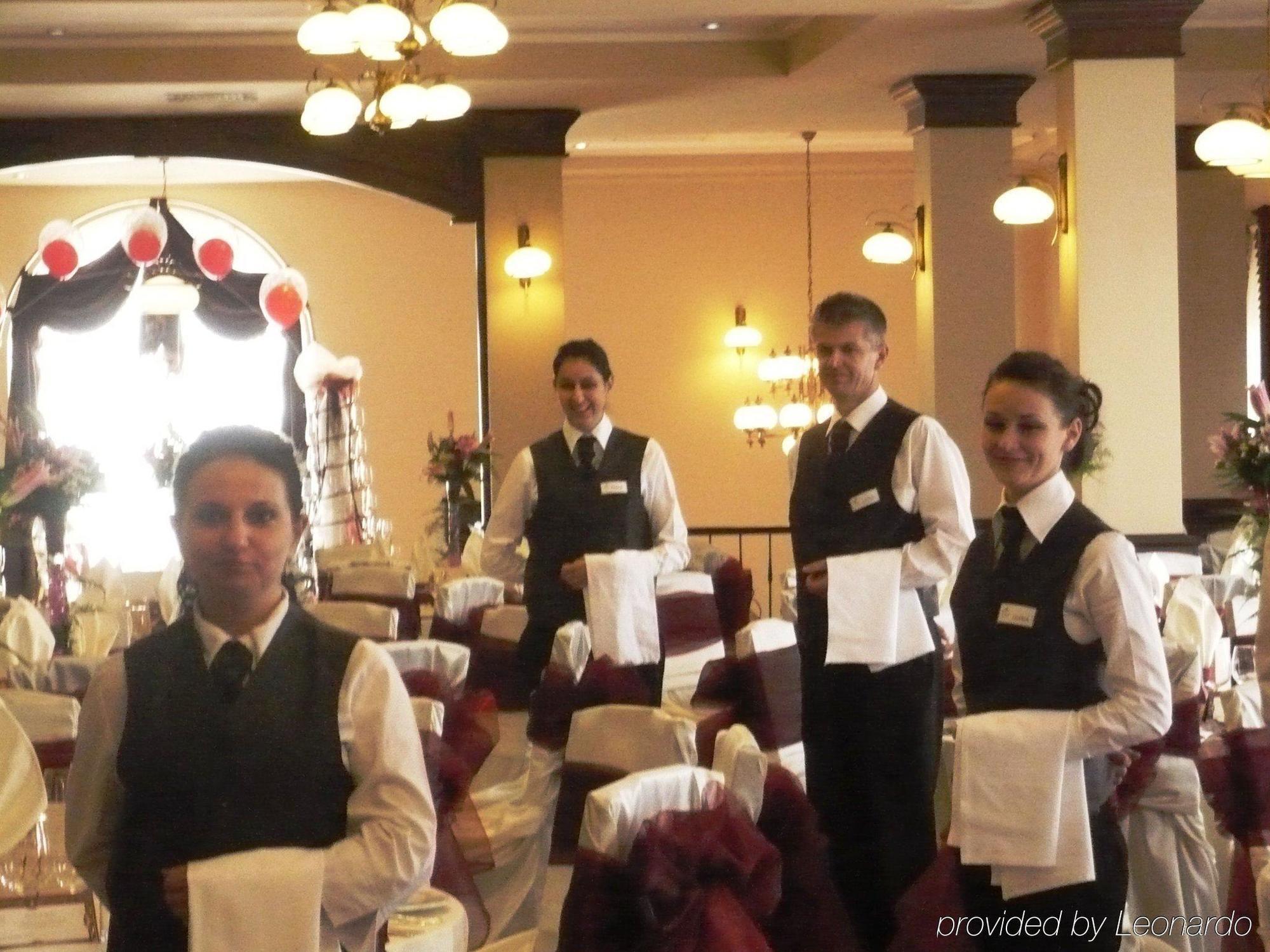 Royal Class