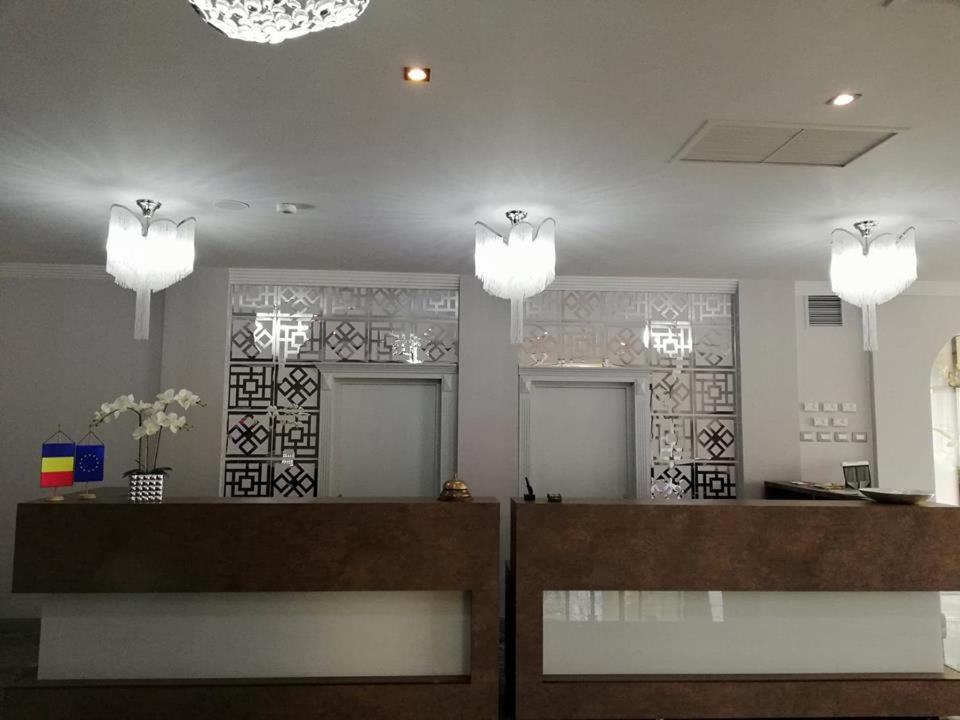 Royal Class Hotel 4*